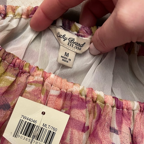 NWT Lucky Brand Boho Blouse Size M Pink Palm Print, flirty romantic feminine - Picture 4 of 7